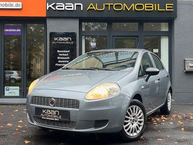 Grau Gebraucht 2009 Fiat Grande Punto Active Kleinwagen | 3.999 € (Teuer) - Bild 1/4
