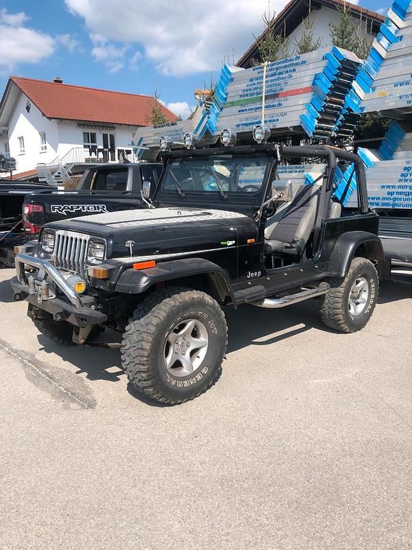 Gebraucht Jeep Wrangler 186 PS (136 kW) 1992 Schwarz SUV