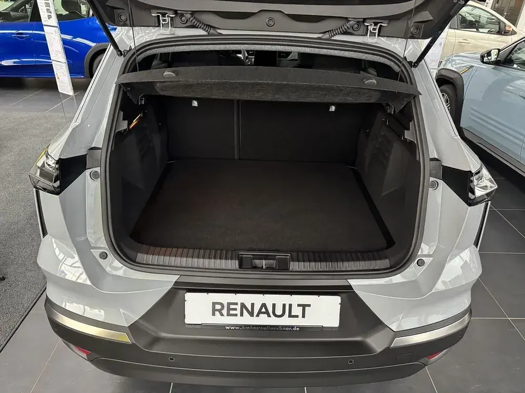 Neu Renault Symbioz Techno 109 PS (80 kW) 2026 Grau SUV