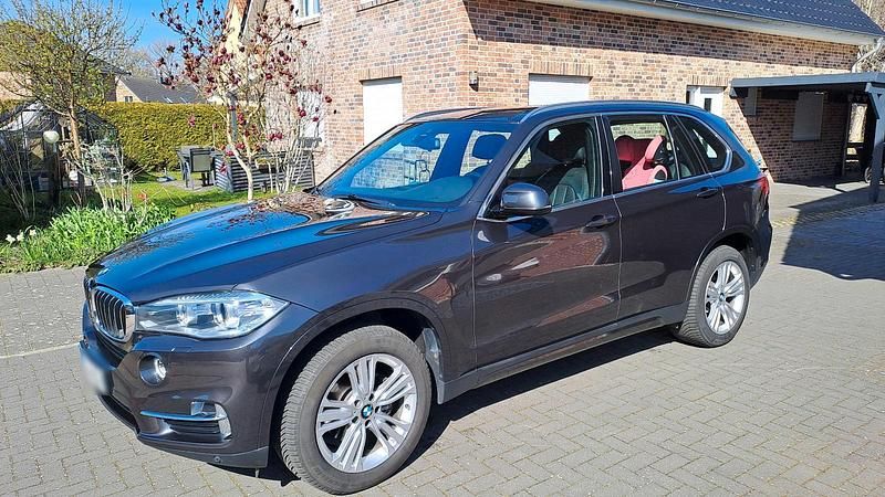 Second-hand BMW X5 258 CP (189 kW) 2015 Gri SUV