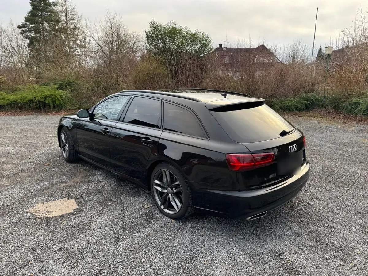 Gebraucht Audi A6 Comfort 320 PS (235 kW) 2016 Schwarz Kombi