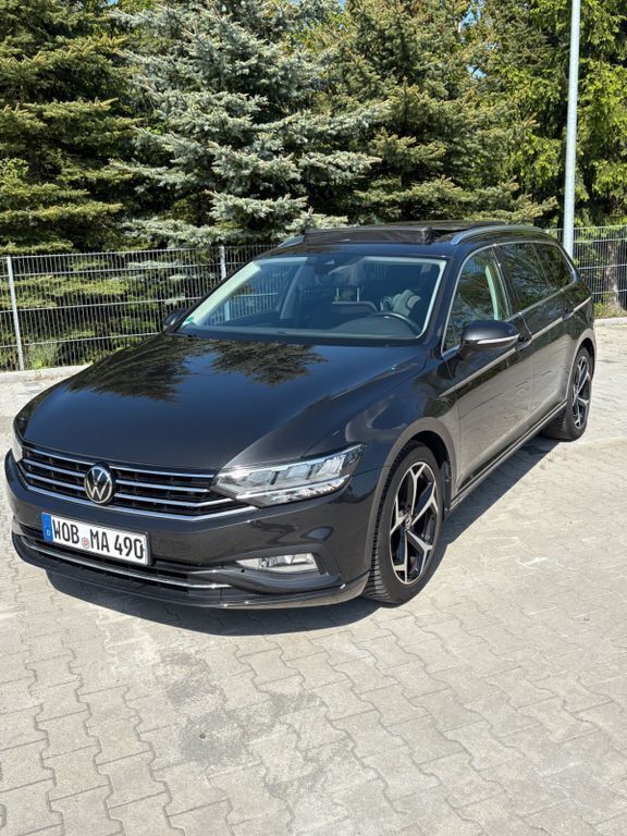 Grau Gebraucht 2020 VW Passat Business Kombi | 24.490 € (Fairer Preis) - Bild 1/4