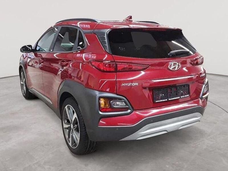 Gebraucht Hyundai Kona Premium 177 PS (130 kW) 2020 Pulse red metallic SUV