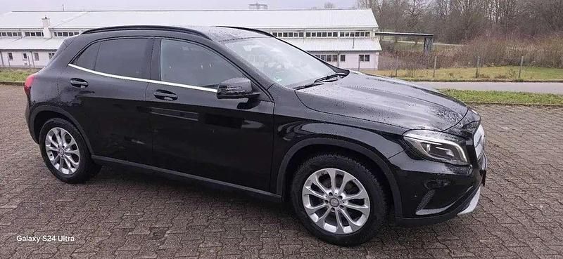 Gebraucht 2014 Mercedes GLA200 Style SUV | 15.300 € (Fairer Preis) - Bild 1/4