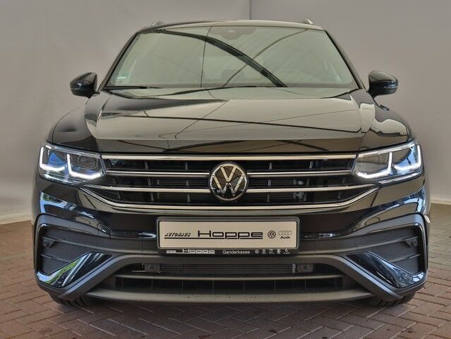 Gebraucht VW Tiguan Move 150 PS (110 kW) 2024 Schwarz SUV