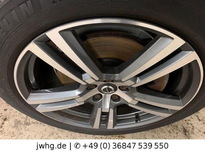 Gebraucht Volvo XC60 Inscription 197 PS (144 kW) 2020 Schwarz SUV