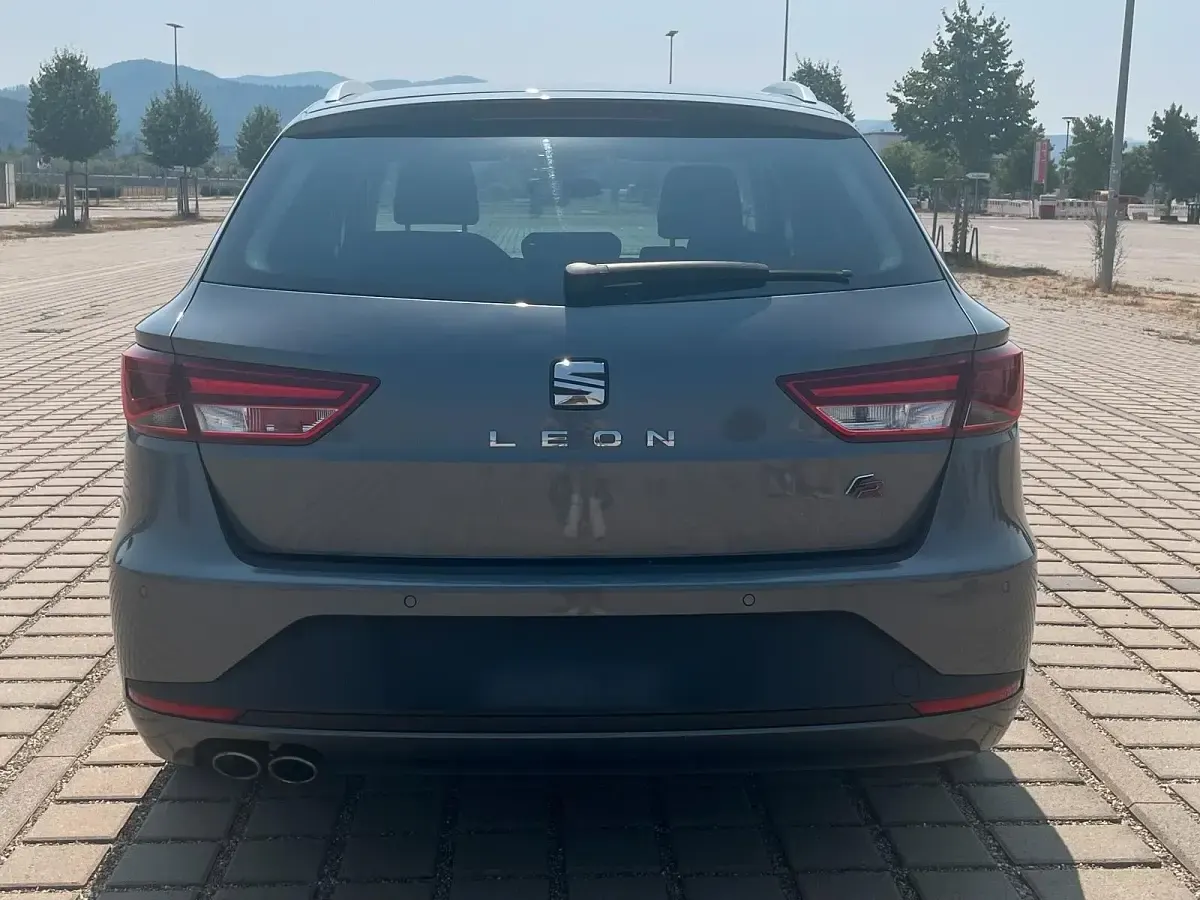 Gebraucht Seat Leon FR 150 PS (110 kW) 2016 Grau Kombi