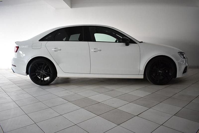 Gebraucht Audi S3 Sport 300 PS (220 kW) 2020 Weiß Limousine