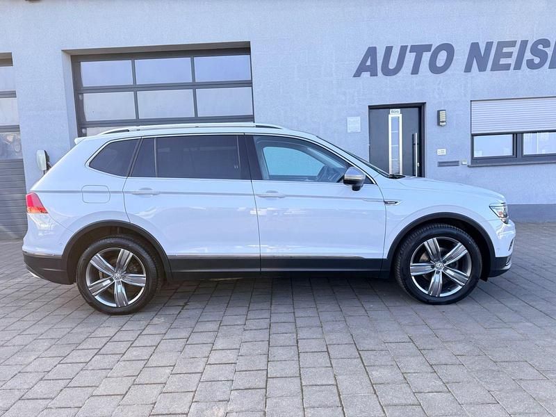 Gebraucht VW Tiguan Allspace Highline 150 PS (110 kW) 2017 Silber SUV