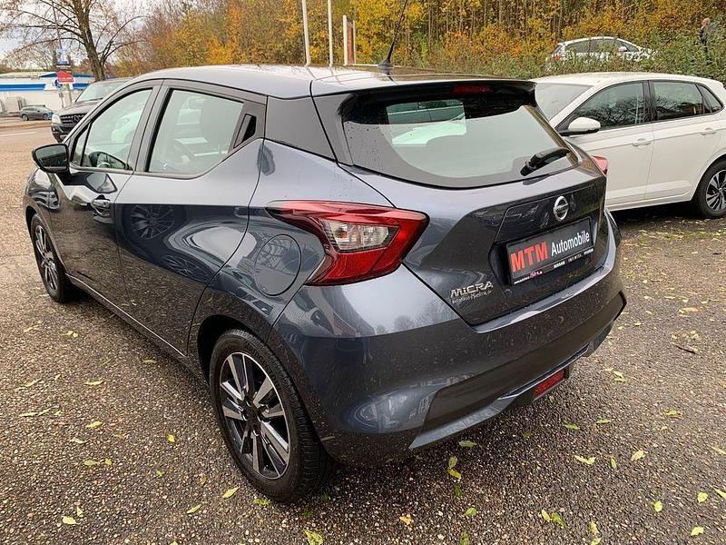 Gebraucht Nissan Micra Acenta 71 PS (52 kW) 2017 Grau Limousine
