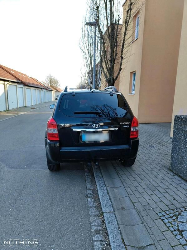 Gebraucht Hyundai Tucson 141 PS (103 kW) 2009 Schwarz SUV