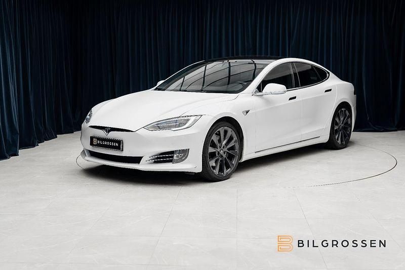 Weiß Gebraucht 2018 Tesla Model S Kleinwagen | 27.300 € (Superpreis) - Bild 1/4