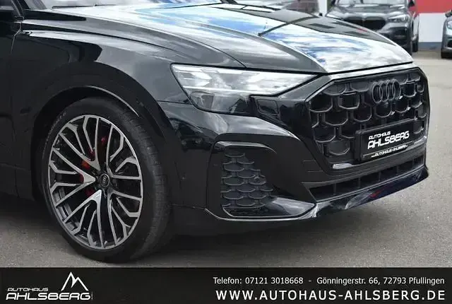 Gebraucht Audi Q8 S-Line 286 PS (210 kW) 2025 Mythosschwarz SUV