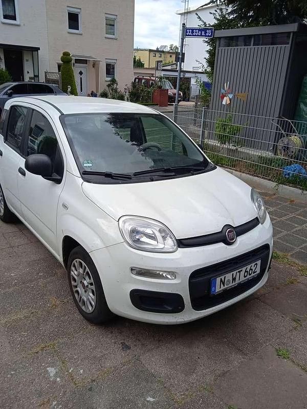 Weiß Gebraucht 2020 Fiat Panda Kleinwagen | 6.950 € (Teuer) - Bild 1/2