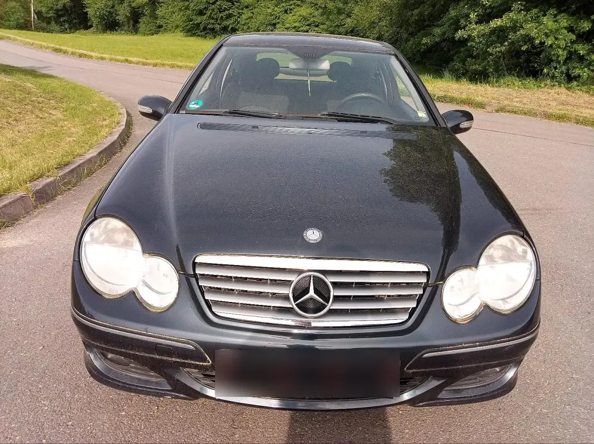 Gebraucht Mercedes C160 136 PS (100 kW) 2006 Schwarz Coupé
