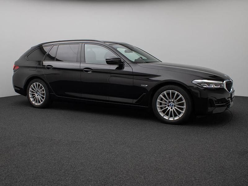 Gebraucht BMW 530e Shadowline 292 PS (214 kW) 2021 Schwarz Limousine