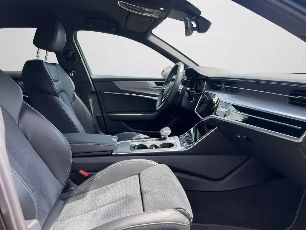 Gebraucht Audi S6 Comfort 344 PS (253 kW) 2024 Brillantschwarz Limousine