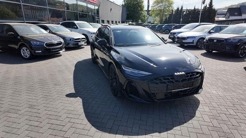 Neu Audi A6 Advanced 299 PS (219 kW) 2026 Mythosschwarz Kombi