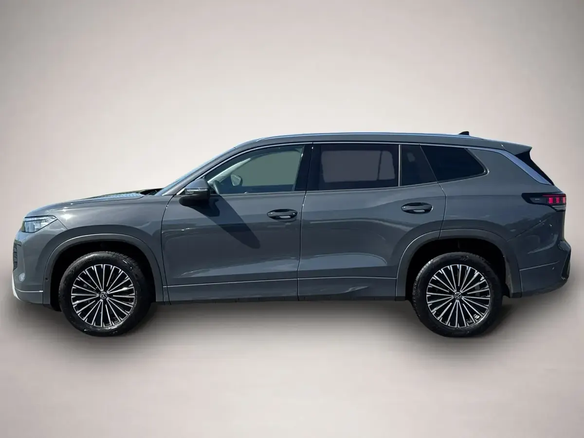 Gebraucht VW Tayron Design 150 PS (110 kW) 2025 Delfingrau SUV