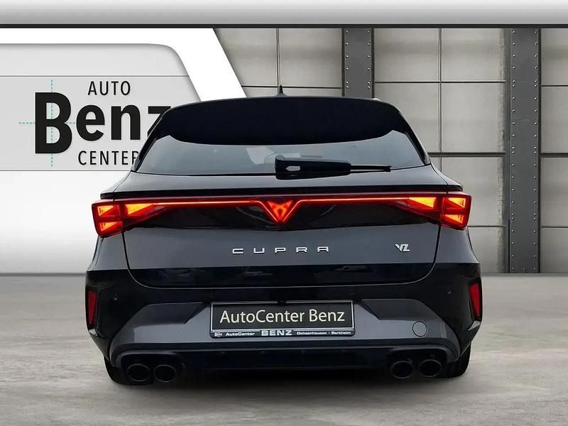 Gebraucht Cupra Leon VZ 333 PS (244 kW) 2025 Schwarz Kombi