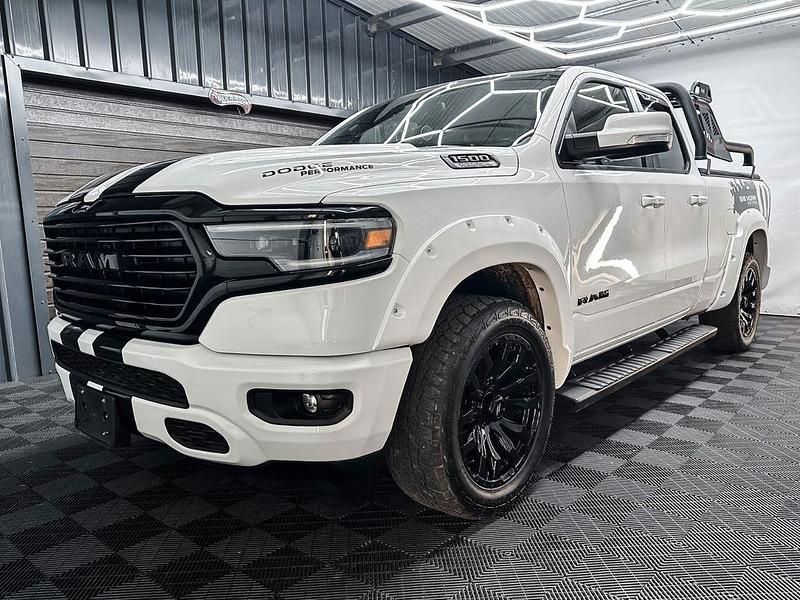 Second-hand Dodge Ram 401 CP (294 kW) 2020 Alb Pickup