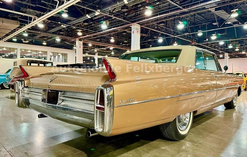 Gebraucht 1963 Cadillac Coupé DeVille Coupé | 39.800 € - Bild 1/4