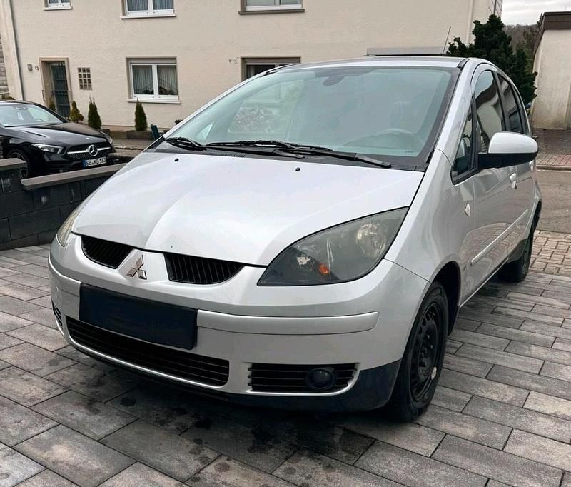 Grau Gebraucht 2008 Mitsubishi Colt Kleinwagen | 2.700 € (Fairer Preis) - Bild 1/4