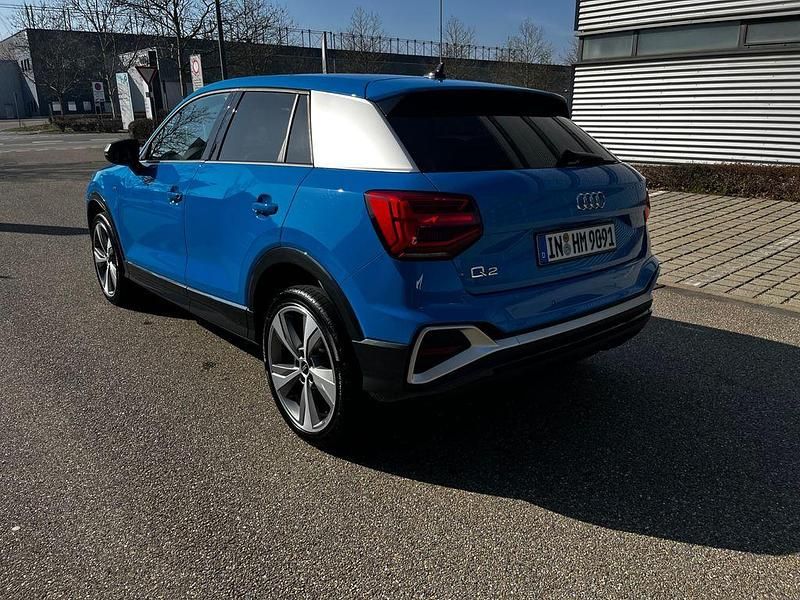 Gebraucht Audi Q2 Ambiente 150 PS (110 kW) 2022 Blau SUV