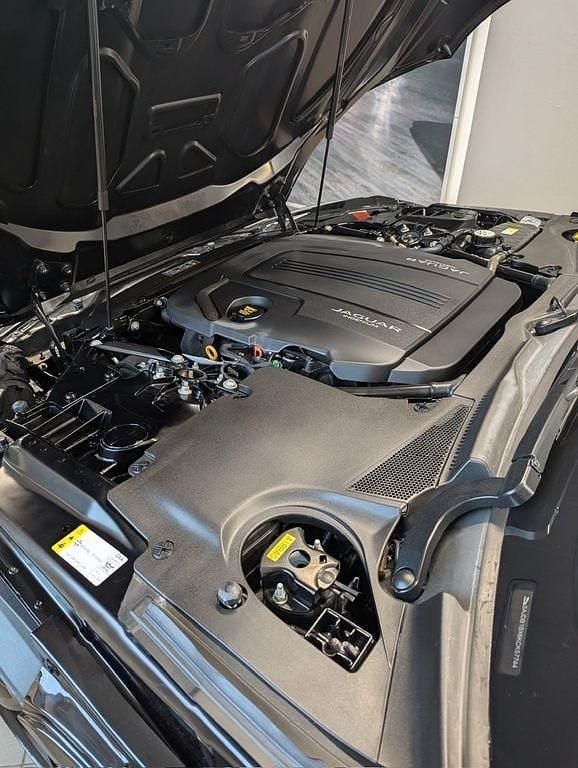 Gebraucht Jaguar F-Type 300 PS (220 kW) 2018 Schwarz Coupé