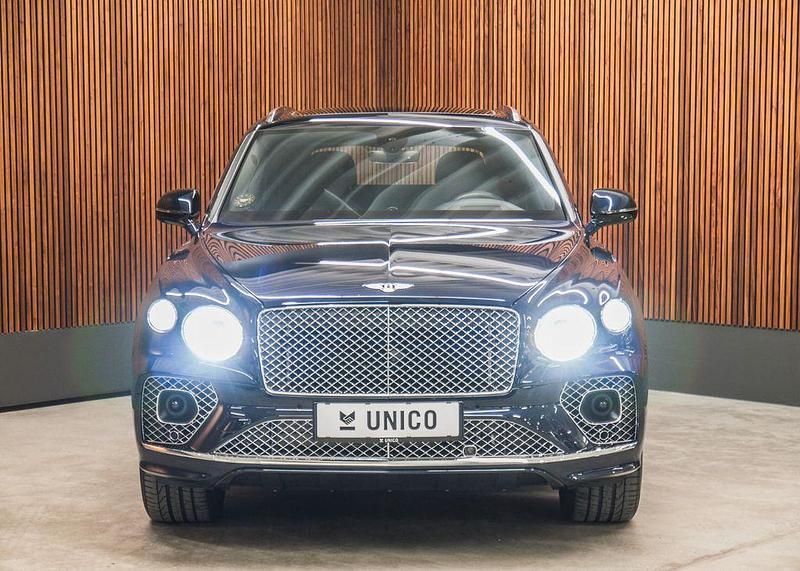 Gebraucht Bentley Bentayga 551 PS (405 kW) 2022 Blau SUV