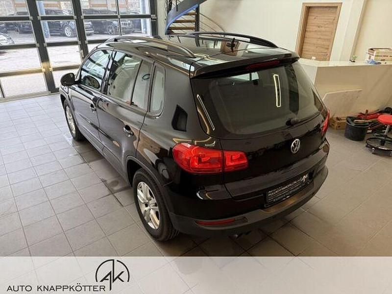 Gebraucht VW Tiguan Trendline 122 PS (89 kW) 2014 Schwarz SUV