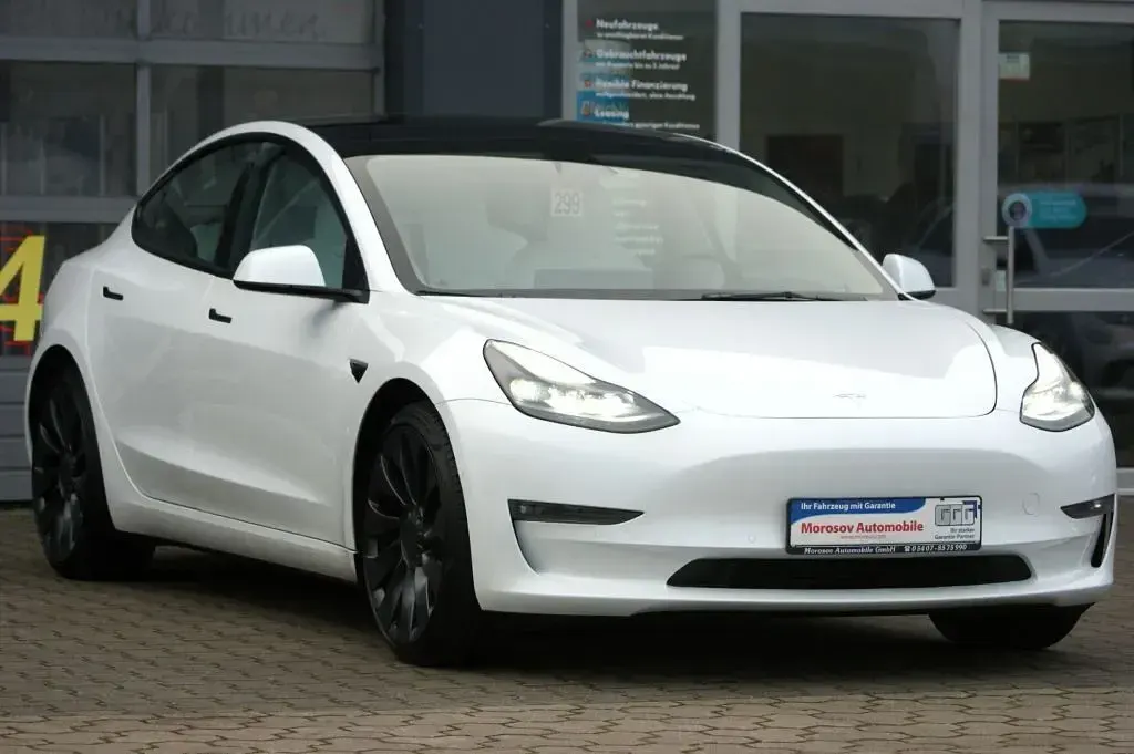 Gebraucht Tesla Model 3 Performance 377 kW (513 PS) 2021 Weiß Limousine