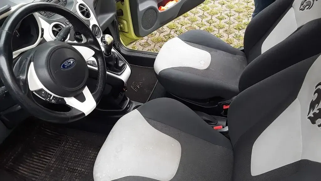Gebraucht Ford Ka Trend 69 PS (50 kW) 2009 Gelb Kleinwagen