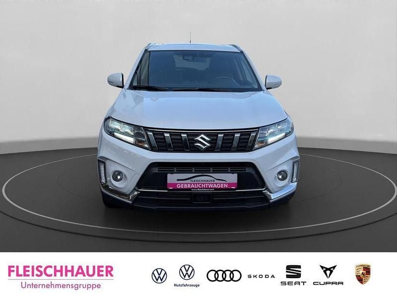 Gebraucht Suzuki Vitara Comfort+ 129 PS (94 kW) 2021 Weiss SUV