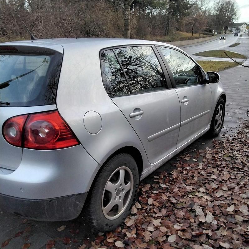 Gebraucht VW Golf V Edition 80 PS (58 kW) 2006 Silber Limousine