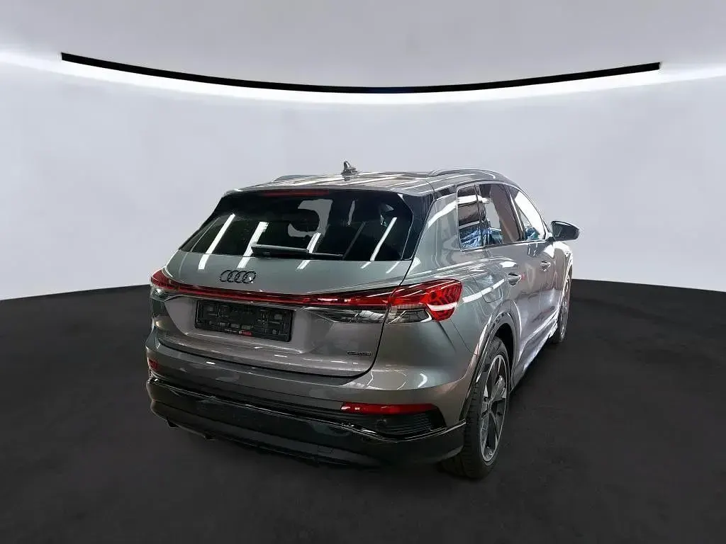 Gebraucht Audi Q4 e-tron Sport 194 kW (265 PS) 2023 Grau SUV
