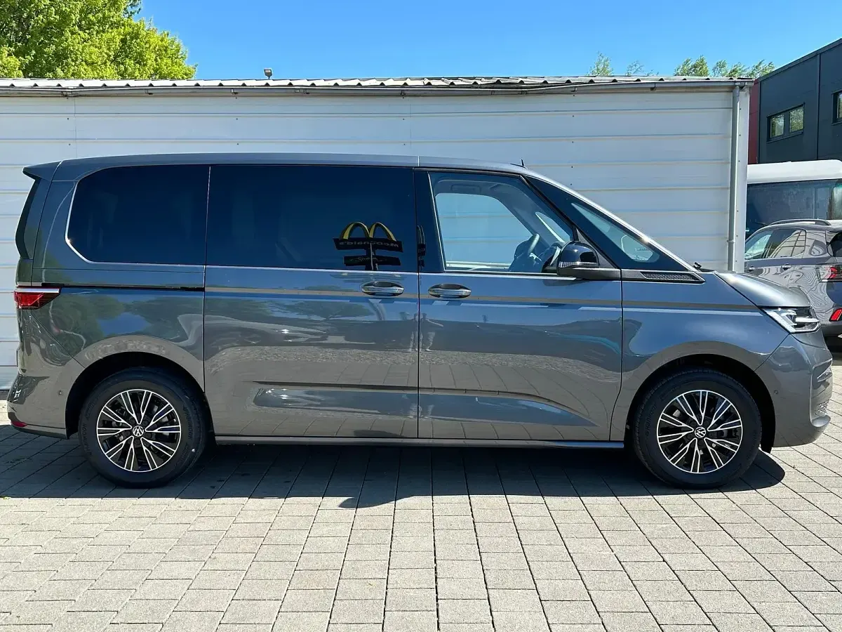 Ny VW Multivan 150 HK (110 kW) 2026 Grå MPV