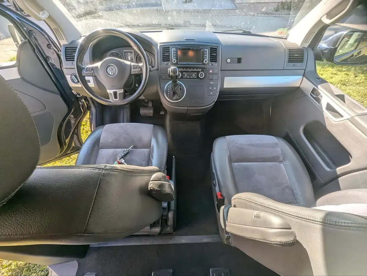 Usata VW T5 Highline 175 CV (128 kW) 2013 Blu Furgone