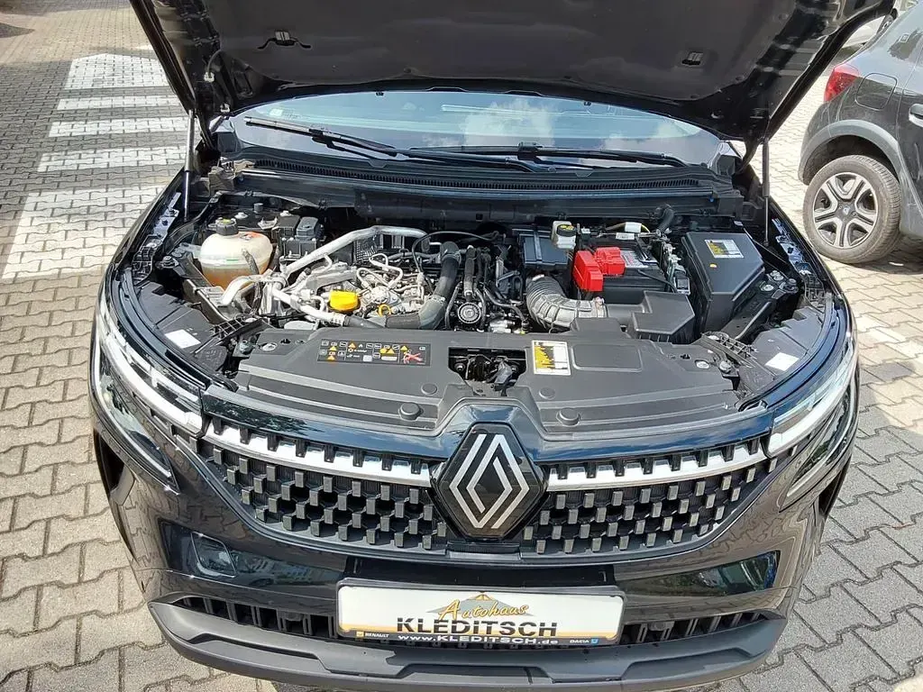 Gebraucht Renault Austral Techno 158 PS (116 kW) 2023 Schwarz SUV