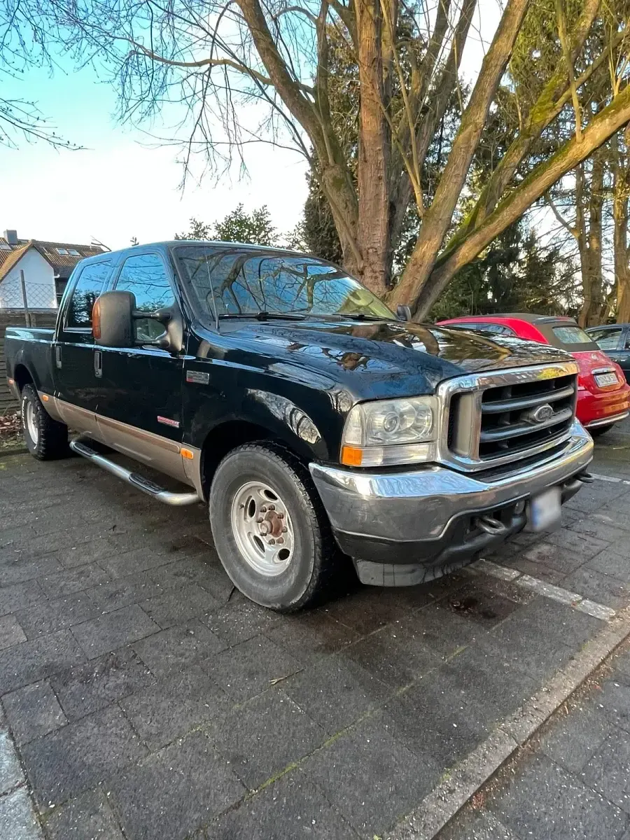 Gebraucht Ford V8 300 PS (220 kW) 2003 Schwarz Limousine