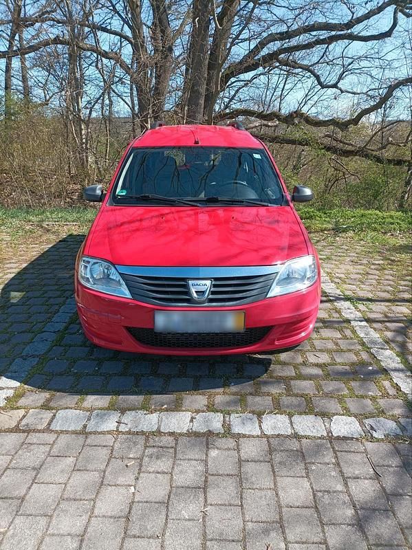 Gebraucht Dacia Logan 90 PS (66 kW) 2010 Rot Kombi