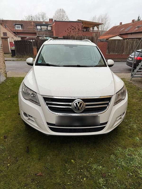 Weiß Gebraucht 2008 VW Tiguan SUV | 5.499 € (Fairer Preis) - Bild 1/4