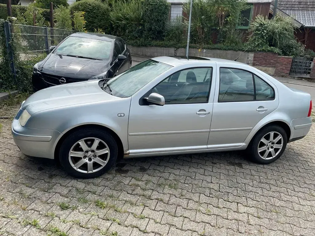 Gebraucht VW Bora Comfortline 105 PS (77 kW) 2000 Silber Limousine
