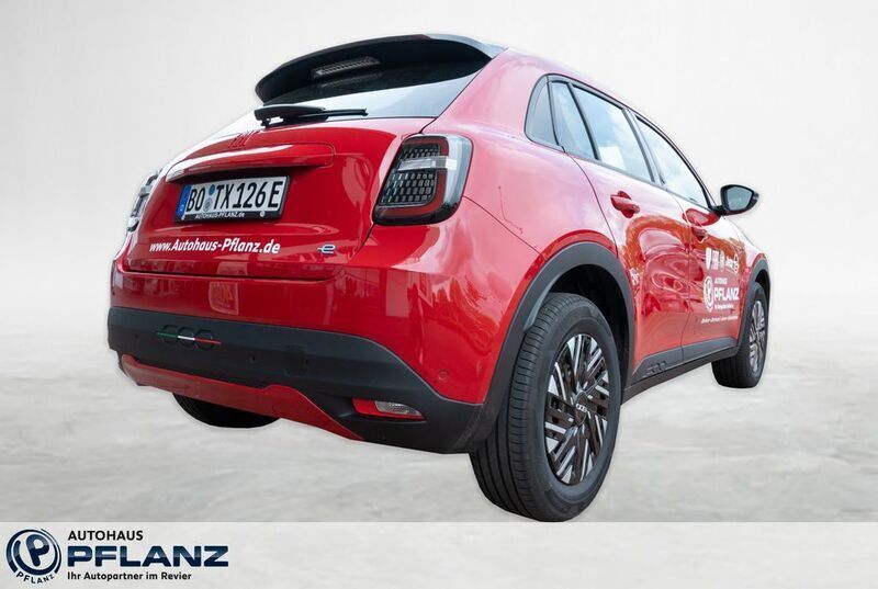 Gebraucht Fiat 600E Red 114 kW (156 PS) 2023 Rot SUV