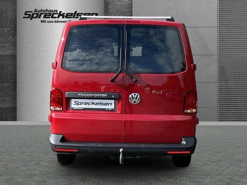 Gebraucht VW T6.1 110 PS (80 kW) 2022 Rot Van