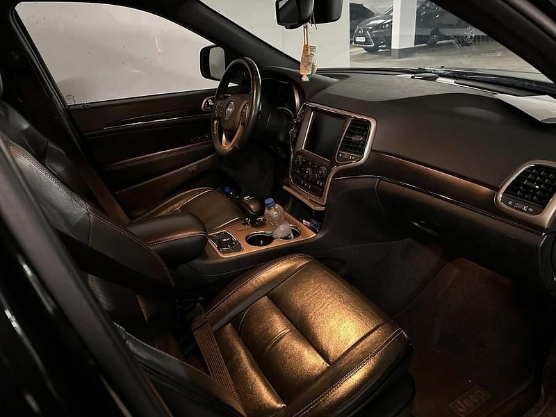 Gebraucht Jeep Grand Cherokee 250 PS (183 kW) 2016 Schwarz SUV