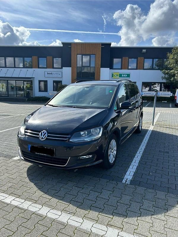 Gebraucht VW Sharan 140 PS (102 kW) 2014 Schwarz Van / Kleinbus