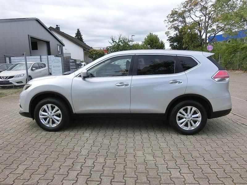 Gebraucht Nissan X-Trail 360º 131 PS (96 kW) 2015 Silber SUV