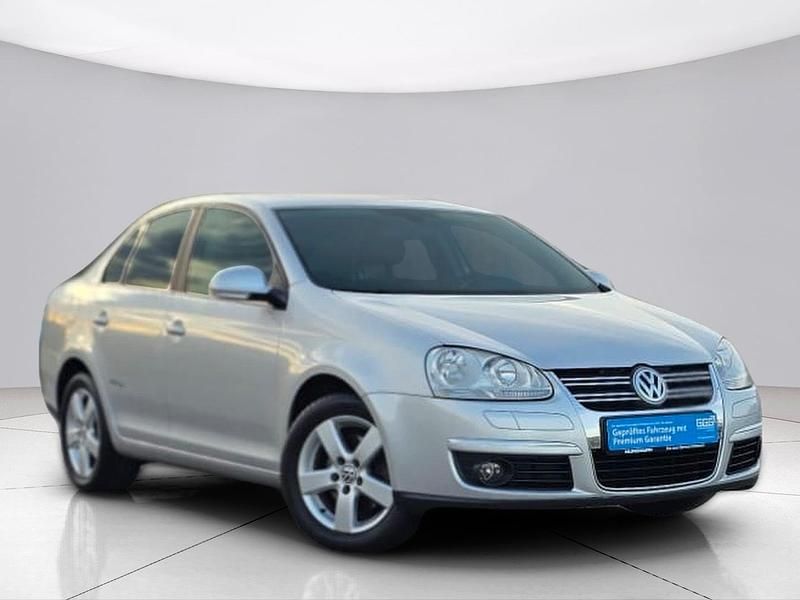 Gebraucht VW Jetta United 122 PS (89 kW) 2008 Silber Limousine