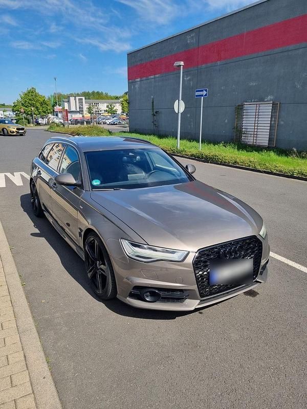 Gebraucht Audi A6 Ambiente 272 PS (200 kW) 2015 Grau Kombi